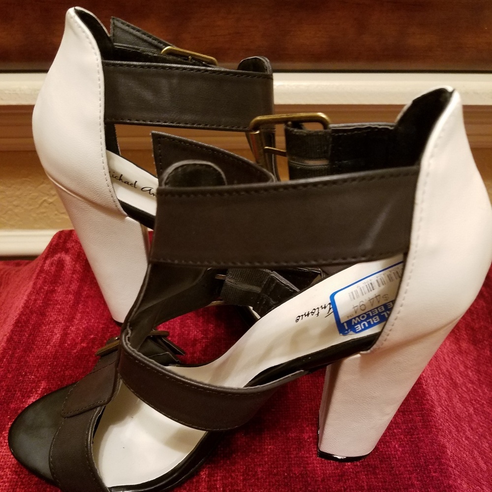 Michael Antonio Black/ White Shoes